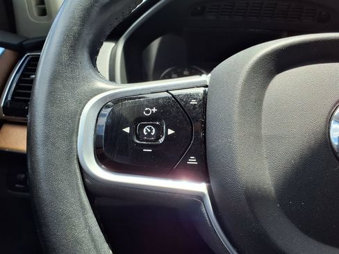 Used 2021 Volvo XC90 T6 Momentum w/ Advanced Package AWD/4WD image 24