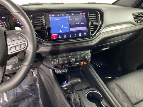 Used 2025 Dodge Durango GT AWD/4WD image 29