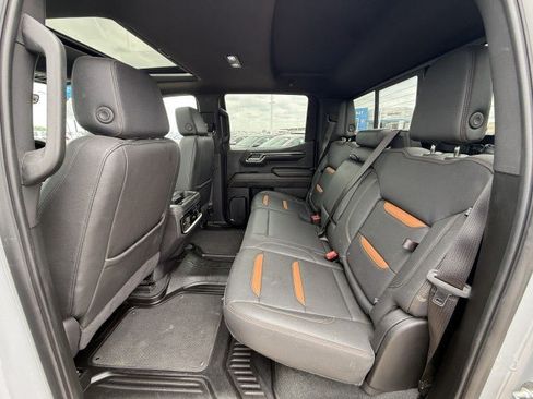 Used 2024 GMC Sierra 1500 AT4 w/ Technology Package AWD/4WD image 35
