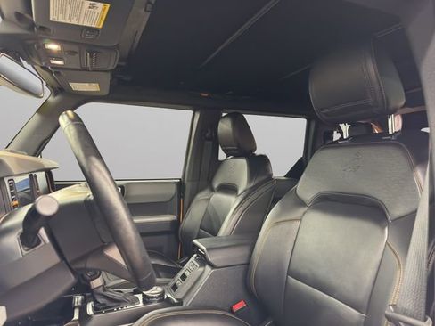 Used 2021 Ford Bronco Badlands image 26