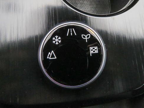 Certified 2023 Nissan Rogue S image 11