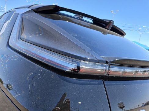 New 2024 Cadillac Lyriq Luxury image 11