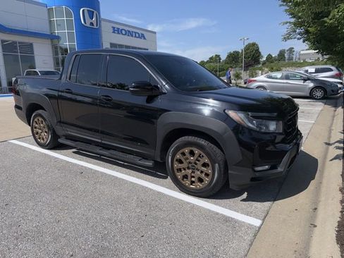 Used 2021 Honda Ridgeline Black Edition image 4