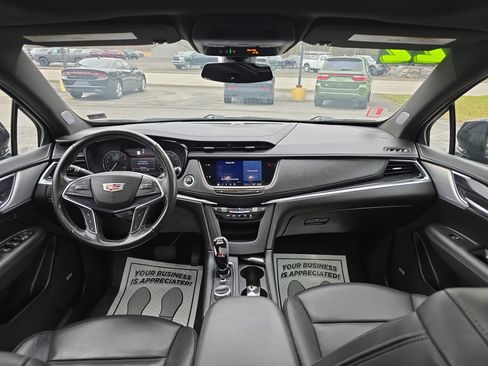 Used 2022 Cadillac XT5 Premium Luxury image 15