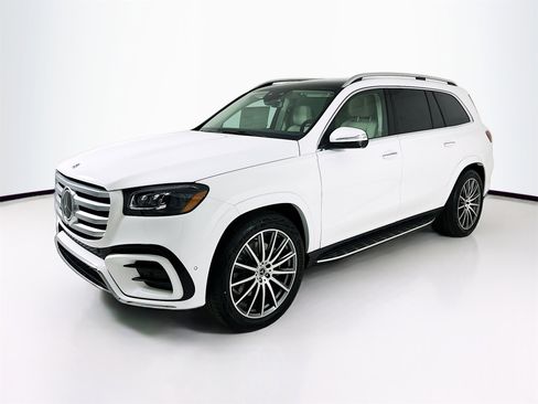 New 2026 Mercedes-Benz GLS 450 4MATIC image 3