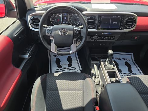 Used 2022 Toyota Tacoma SR5 image 19