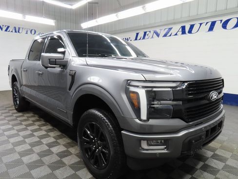 Used 2024 Ford F150 Platinum w/ FX4 Off-Road Package image 3