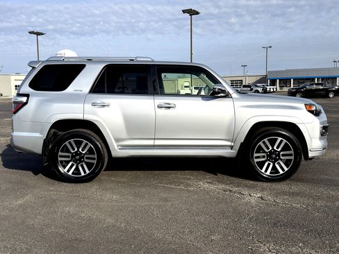 Used 2021 Toyota 4Runner Limited image 2