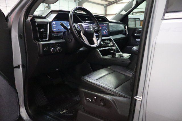 Used 2023 GMC Sierra 1500 Denali w/ Denali Reserve Package AWD/4WD image 32