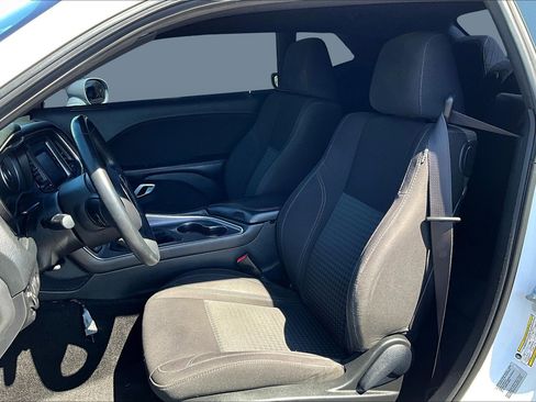 Used 2015 Dodge Challenger R/T w/ Quick Order Package 22B R/T image 23