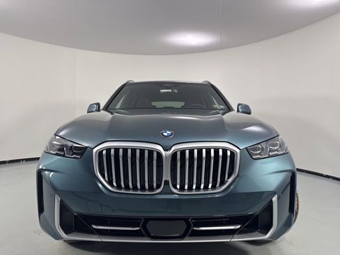 New 2026 BMW X5 xDrive40i w/ Climate Comfort Package AWD/4WD image 2