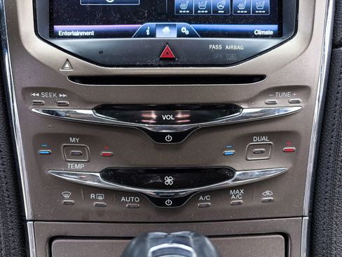 Used 2014 Lincoln MKX FWD image 19