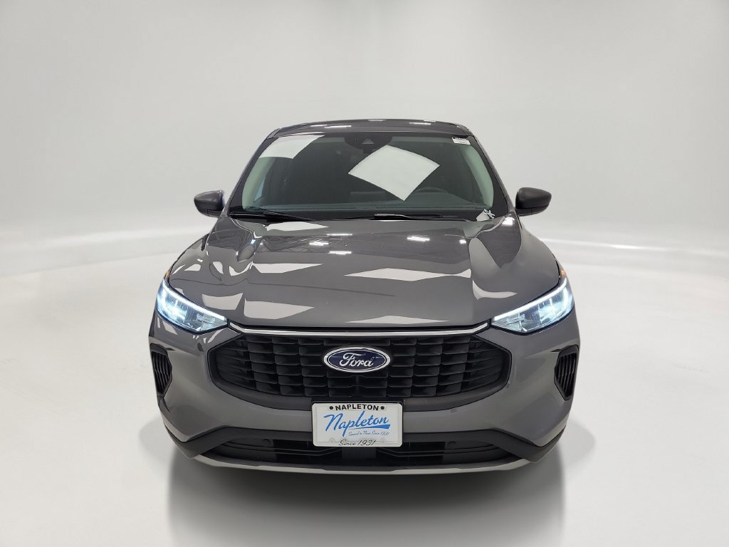 Used 2024 Ford Escape Active FWD image 2
