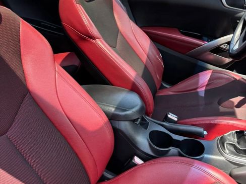 Used 2012 Hyundai Veloster w/ Style Pkg FWD image 41