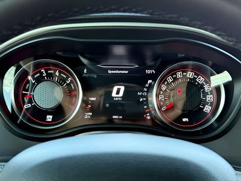 Used 2022 Dodge Challenger R/T Scat Pack RWD image 31