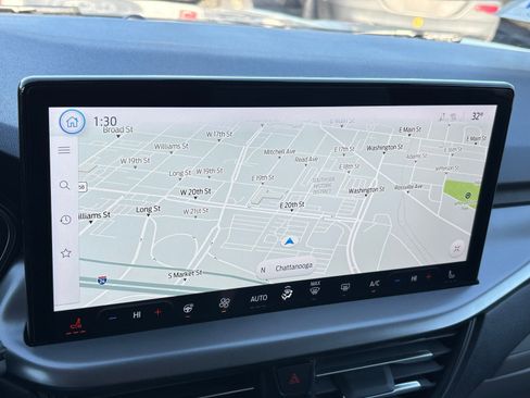 Used 2023 Ford Escape SE image 5