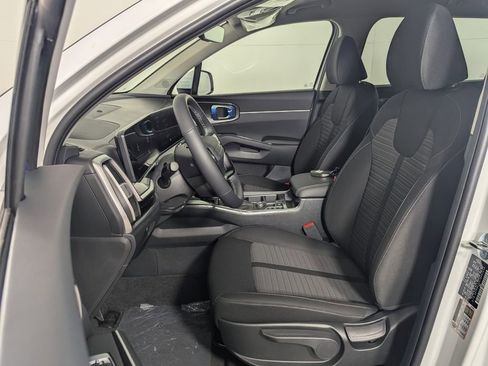 New 2026 Kia Sorento LX image 12