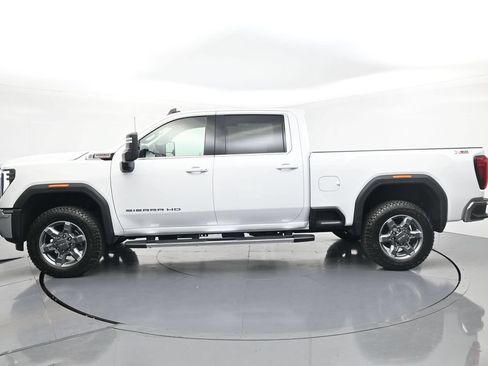 New 2026 GMC Sierra 3500 SLE w/ SLE Value Package AWD/4WD image 3