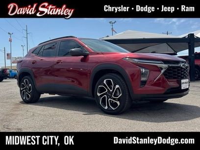 Used 2025 Chevrolet Trax RS w/ Sunroof Package
