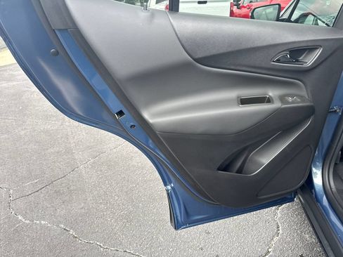 Used 2024 Chevrolet Equinox LT FWD image 23