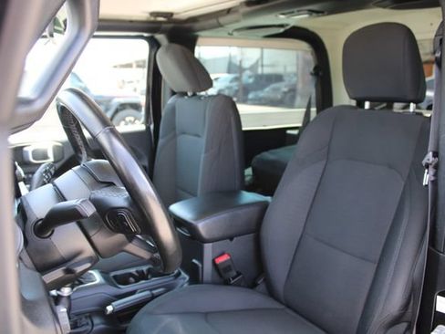 Used 2020 Jeep Wrangler Sport AWD/4WD image 26