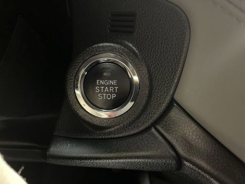 Used 2025 Subaru Outback Premium w/ Popular Package #1A image 30