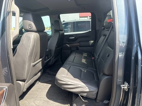 Used 2020 GMC Sierra 1500 SLT RWD image 14
