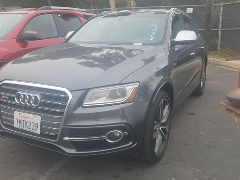 Used 2015 Audi SQ5 Premium Plus w/ Technology Package AWD/4WD image 3