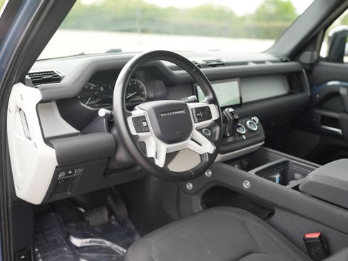 Used 2022 Land Rover Defender 90 AWD/4WD image 13