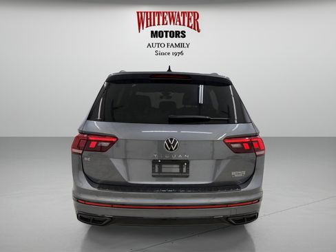 Used 2023 Volkswagen Tiguan SE R-Line image 3