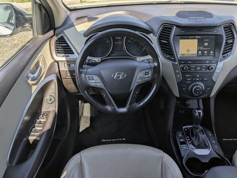 Used 2018 Hyundai Santa Fe Sport w/ 2.0T Ultimate Tech Package 05 FWD image 21