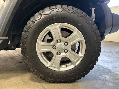 Used 2020 Jeep Wrangler Unlimited Sport S AWD/4WD image 11