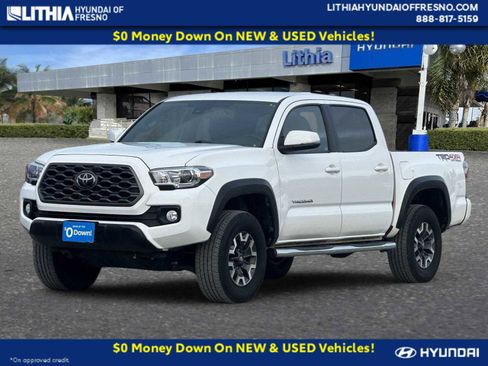 Used 2022 Toyota Tacoma TRD Off-Road image 1
