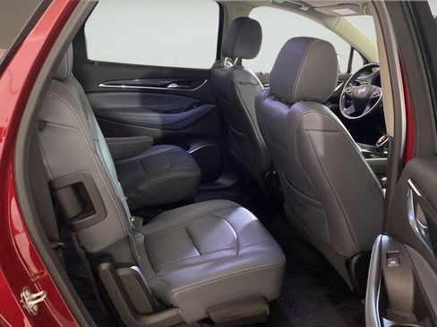 Used 2019 Buick Enclave Essence FWD image 26