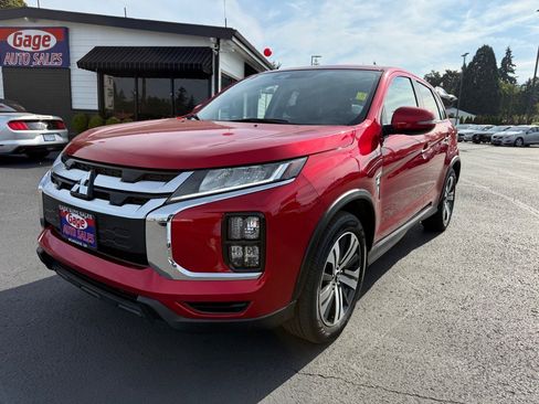 Used 2024 Mitsubishi Outlander Sport SE image 14