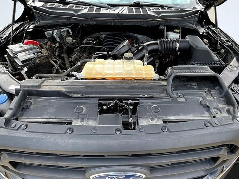 Used 2022 Ford F150 XL w/ Trailer Tow Package image 10