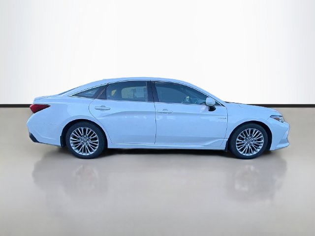 Used 2020 Toyota Avalon Limited w/ All Weather Liner Package FWD image 8