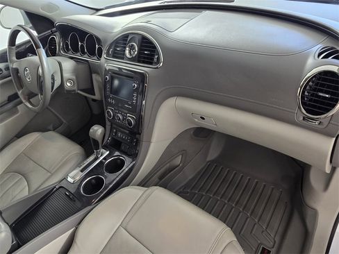 Used 2016 Buick Enclave Leather image 16