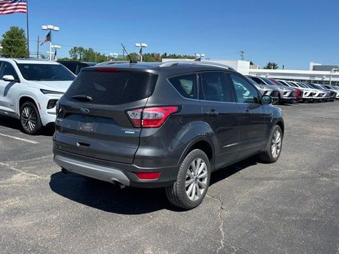 Used 2017 Ford Escape Titanium FWD image 5