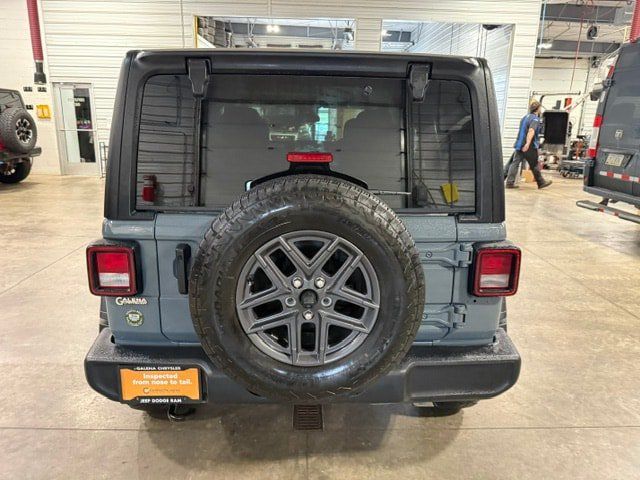 Used 2025 Jeep Wrangler Unlimited Sport w/ Convenience Group AWD/4WD image 43
