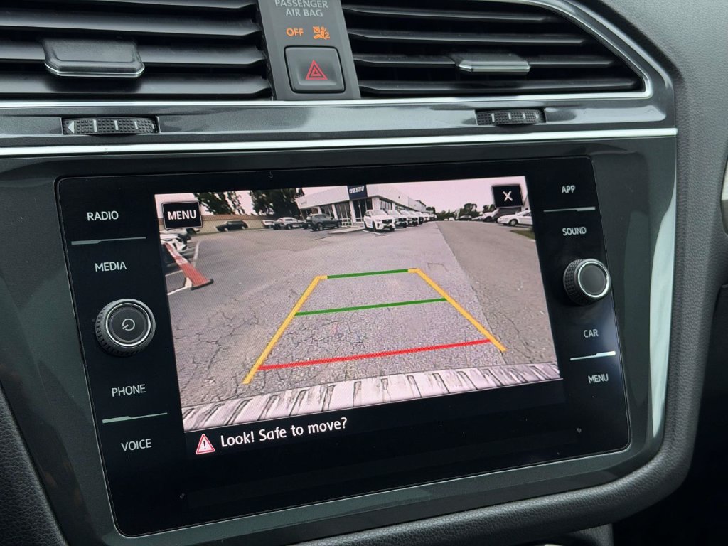 Used 2019 Volkswagen Tiguan SE AWD/4WD image 4