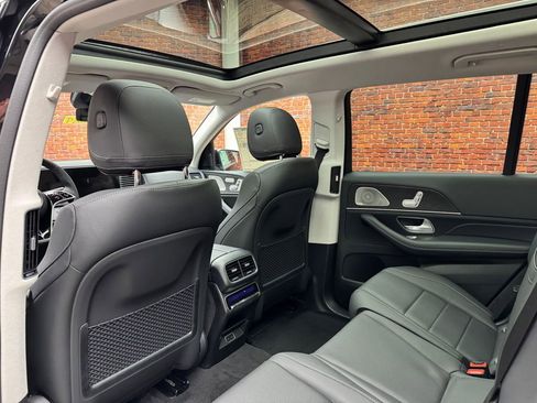New 2026 Mercedes-Benz GLS 450 4MATIC image 24