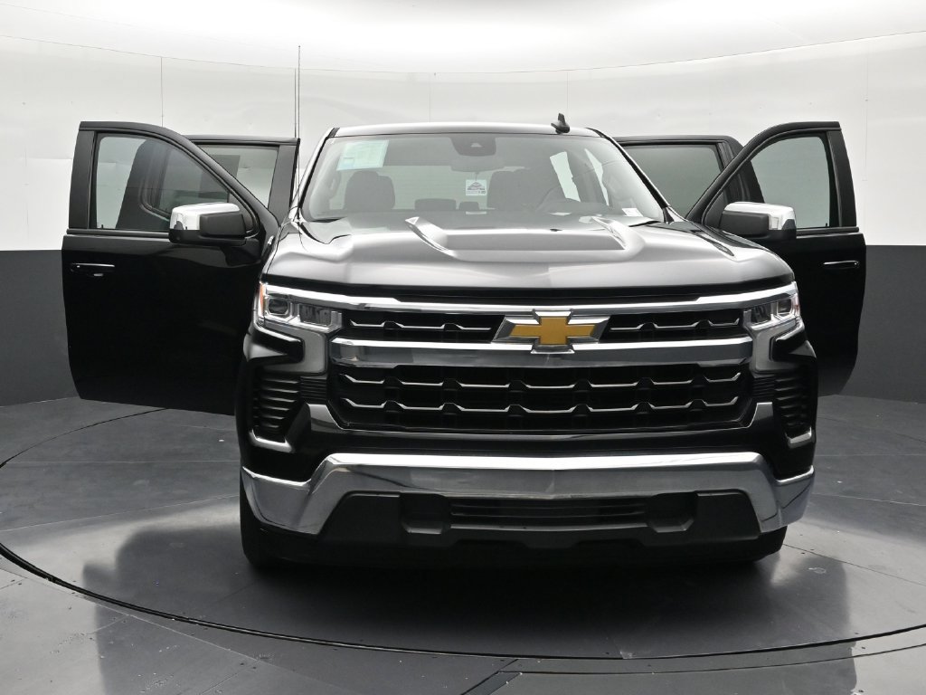 Used 2023 Chevrolet Silverado 1500 LT RWD image 32