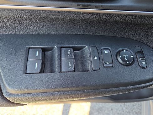 Used 2022 Honda CR-V EX image 14