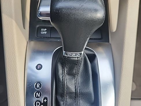 Used 2010 Volkswagen Eos Komfort image 19