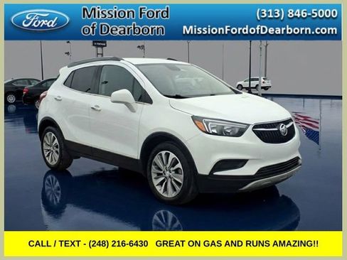 Used 2020 Buick Encore Preferred FWD image 1