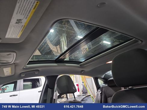 Used 2023 Chevrolet Malibu LT image 28