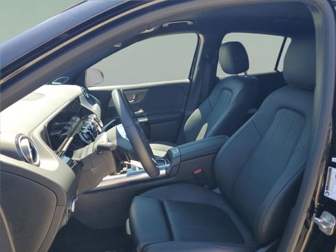 Certified 2025 Mercedes-Benz GLA 250 image 21