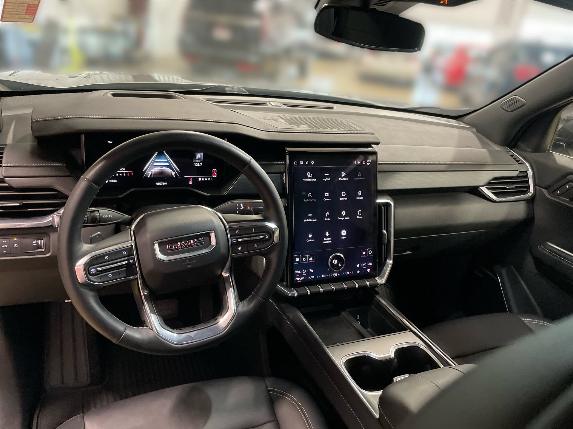 Used 2024 GMC Acadia Elevation w/ Luxury Package FWD image 18