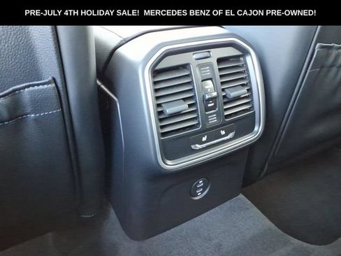 Used 2026 Porsche Macan AWD/4WD image 21